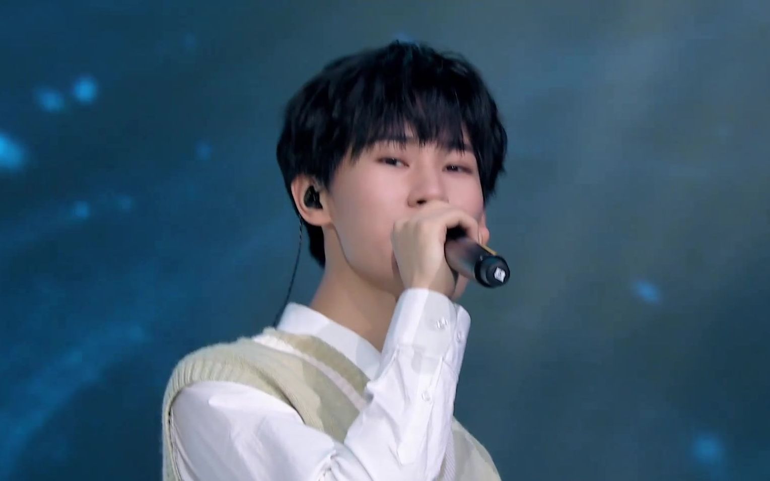 【张真源】【舞台cut合集】少年onfire圈粉瞬间 绝美高音