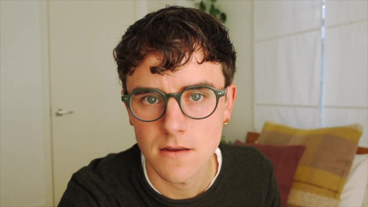 【connor franta 康康】熟肉 i unfollowed all of them.