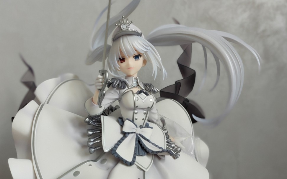 白之女王手办开箱