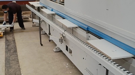 极东496封边机pur封边现场