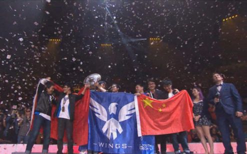 [图]【天下DotA】Ti6 Wings夺冠特辑（下）：胸怀信念，振翅高飞——总决赛梦想成真