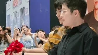 《四面佛》线下撒花瓣｜袁铭喆&赵成晨 厦门子鱼20250501