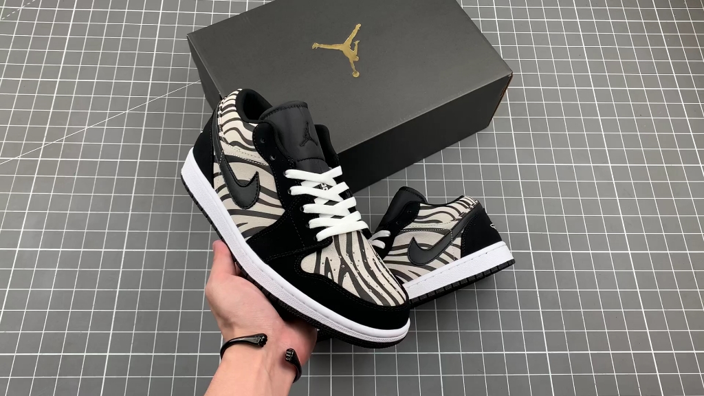 air jordan 1 low "zebra"斑马aj1乔1低帮休闲板鞋 同步官方配色