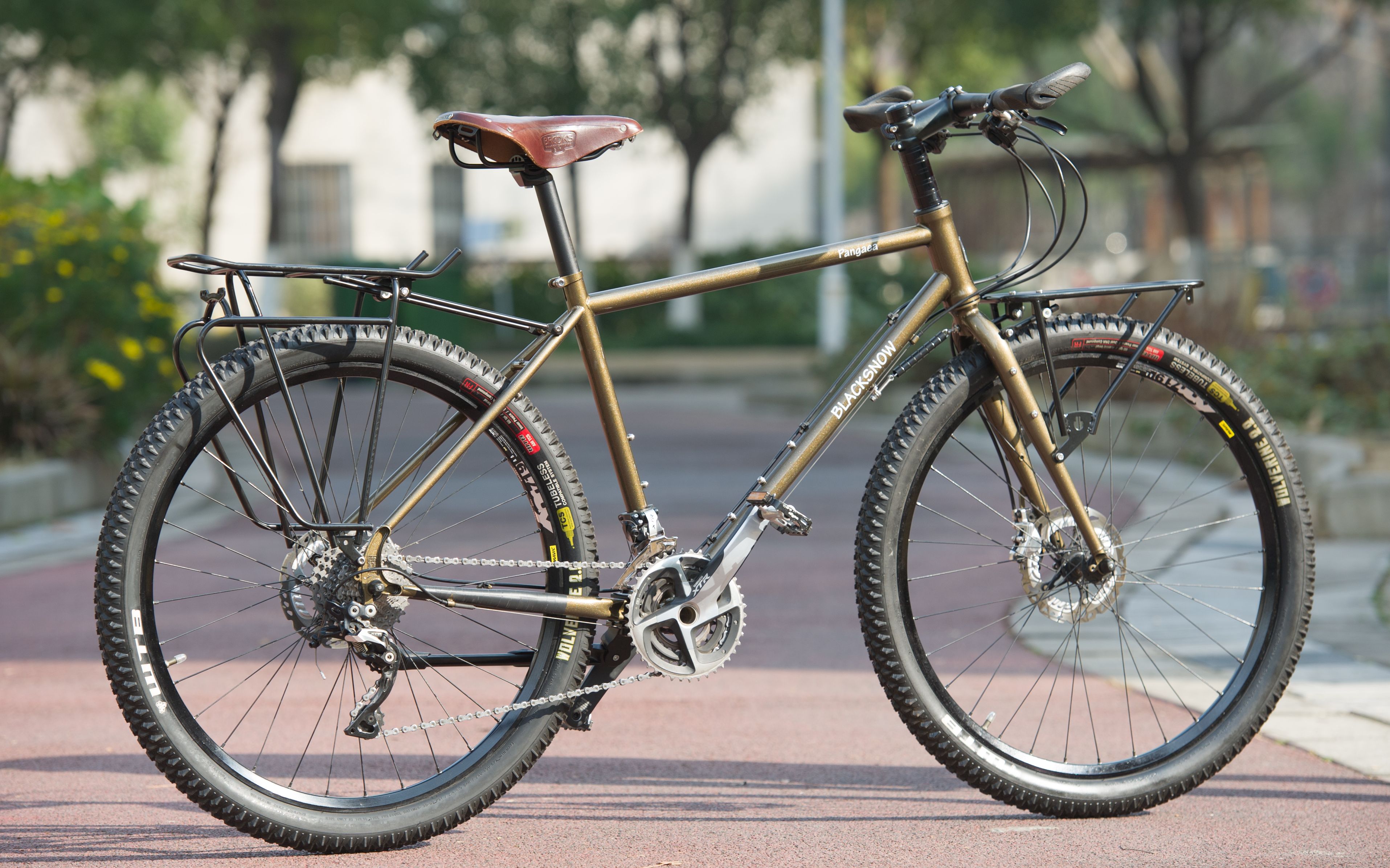 【新品预告】黑雪 - 盘古大陆