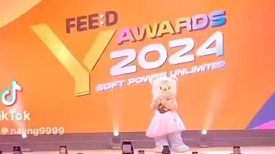 Nong Noey 奶油熊 Butter Bear [小视频] Feed Y Awards 2024哔哩哔哩bilibili