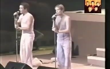 [图]【早年珍贵真唱现场】Westlife - Seasons In the Sun （Live in Jakarta）