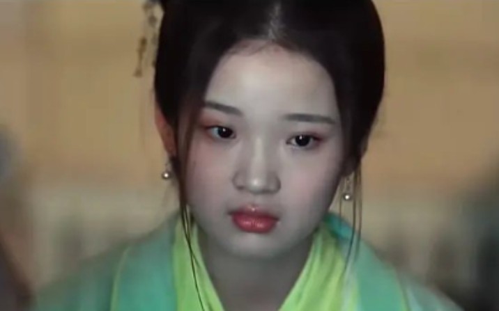 看了张淼怡演的林黛玉 我想说不是眼睛小就能演林黛玉 现在当演员的