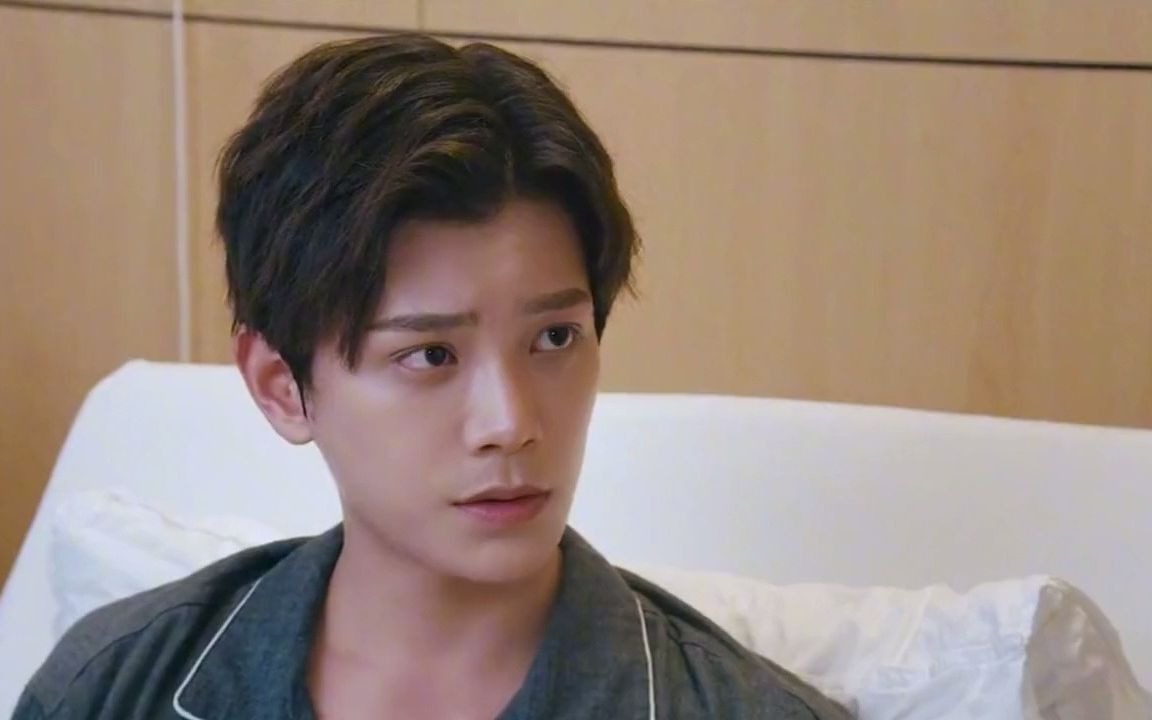 芊芊回到现代,找到韩烁,继续甜蜜