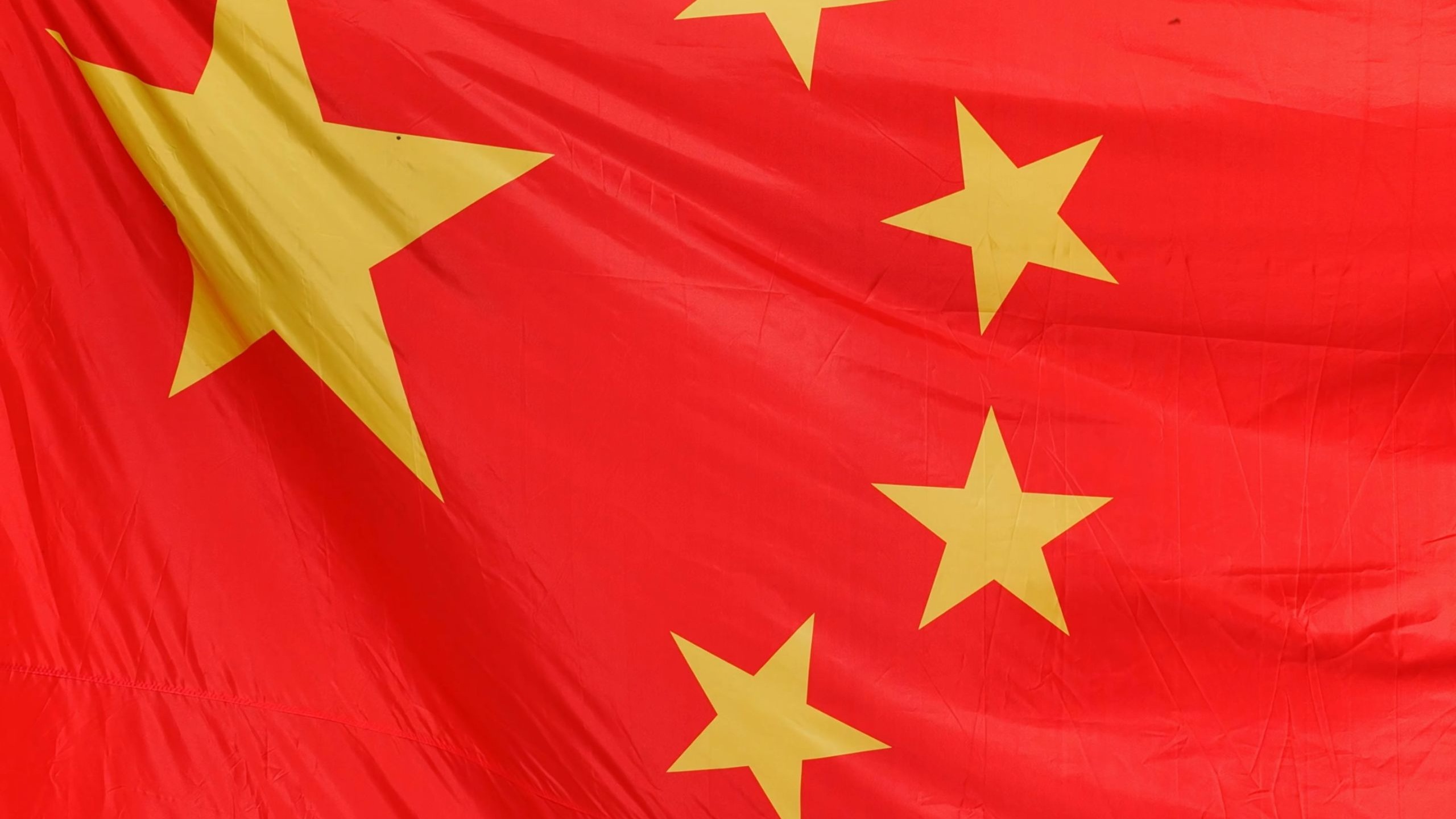 冰城哈尔滨红旗飘飘