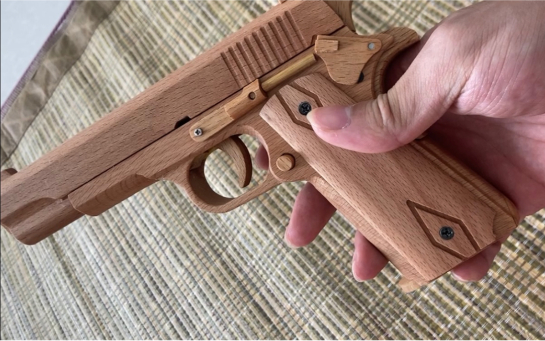 榉木diy皮筋抛壳木质工艺品,安全反吹无发射物,m1911抛壳模型_哔哩