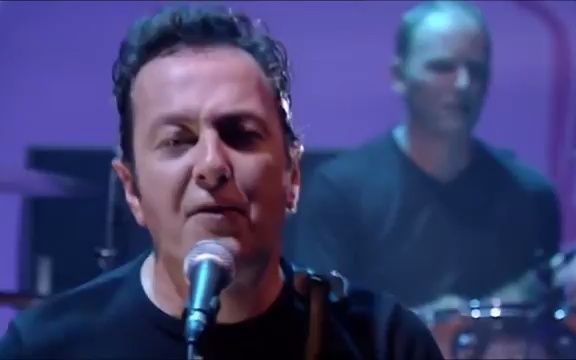 [图]Joe Strummer - London Calling LIVE in HD