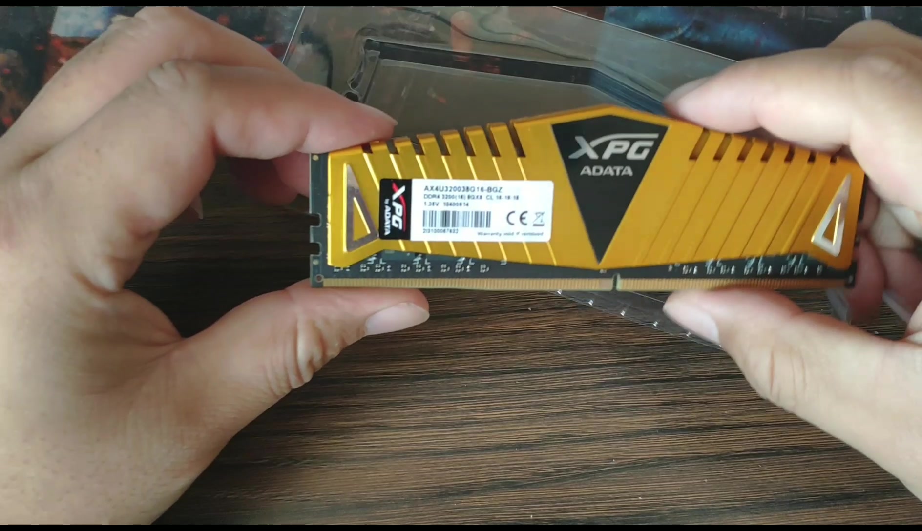 很黄很暴力!攀哥开箱威刚 游戏威龙 8GB DDR4 3200内存条哔哩哔哩bilibili