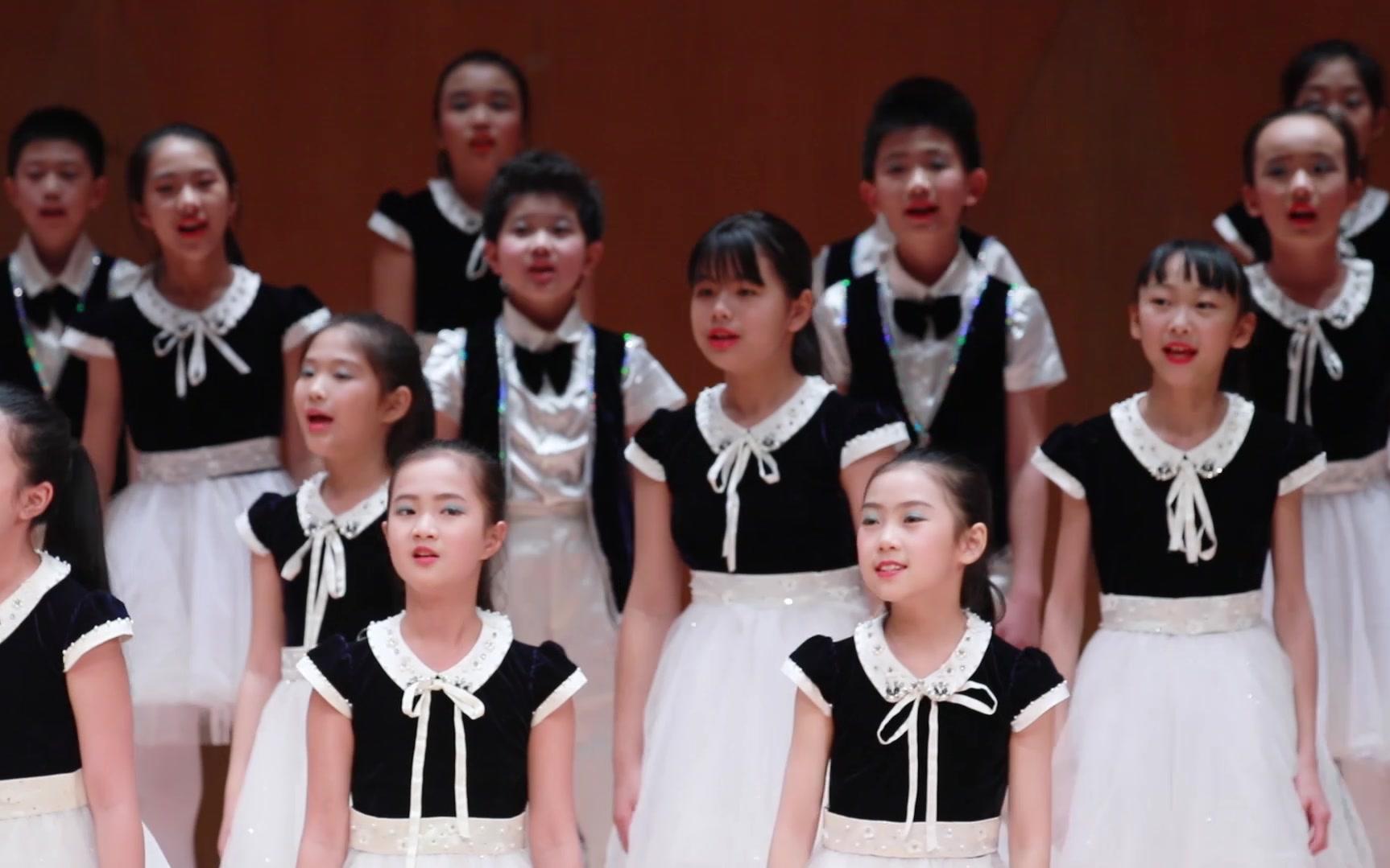 童声合唱《启程》(《旅立ちの日に》)