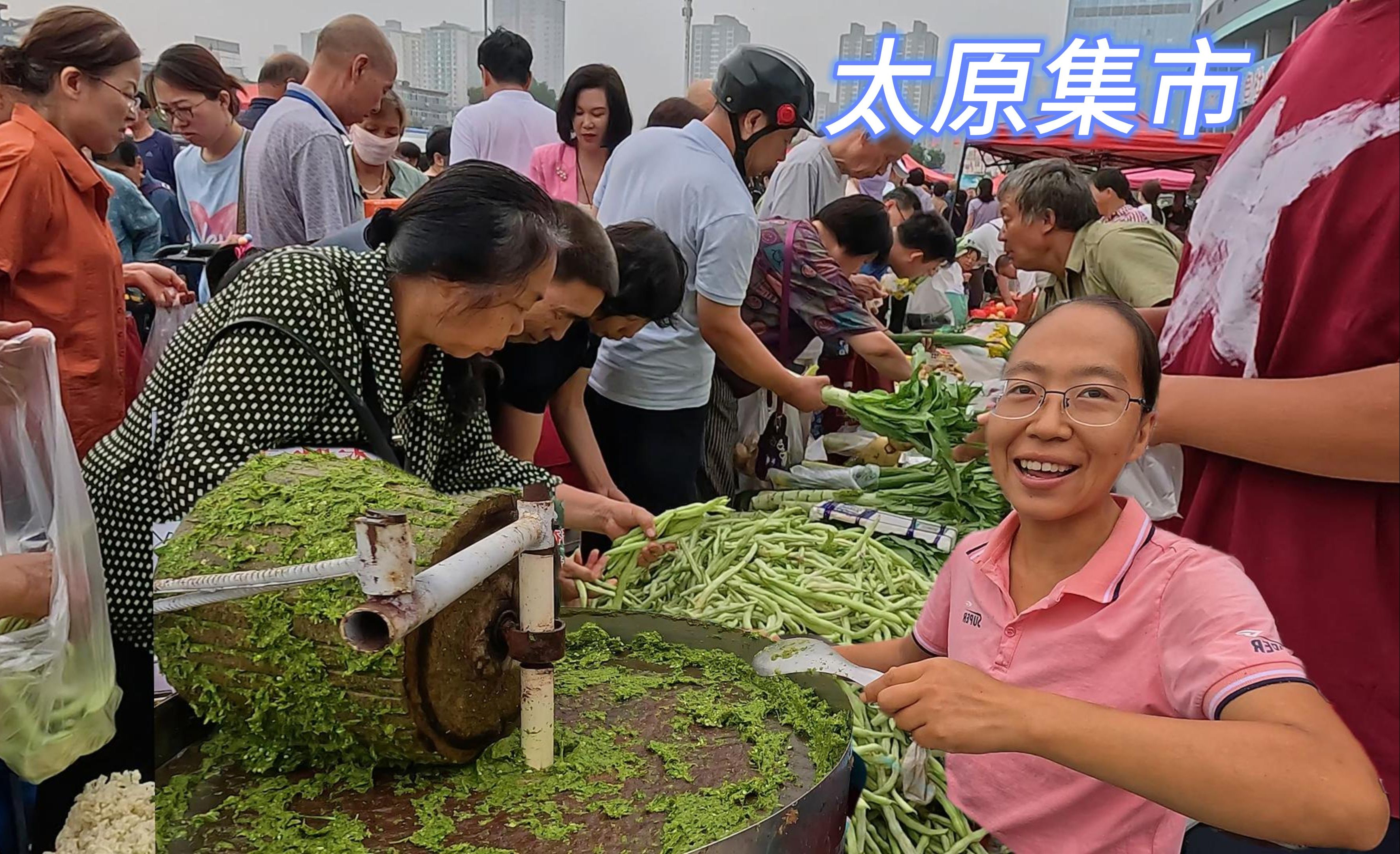 山西太原赶早市,先吃打卤面,再吃柳林碗托,人气烧饼一锅接一锅,配上羊汤吃,完美的一天开始了哔哩哔哩bilibili