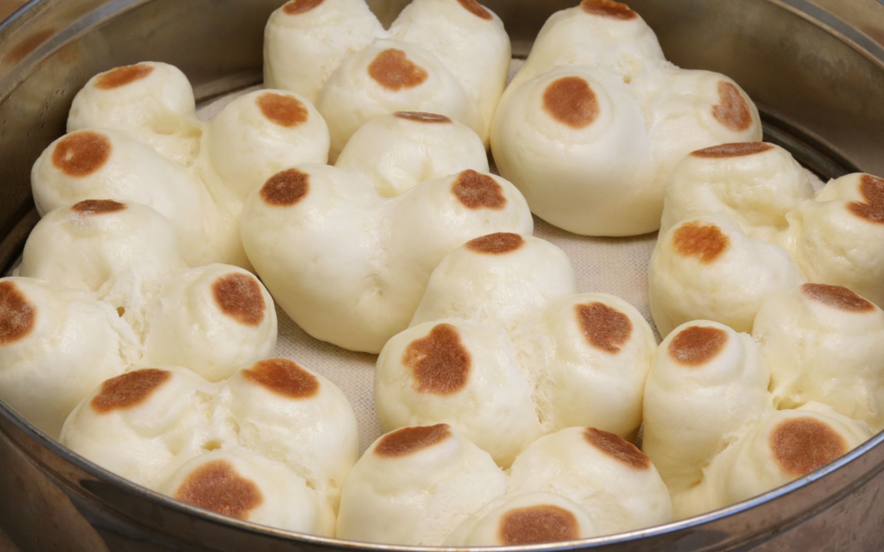 教你开花馒头的做法,松软细腻奶香浓郁,越嚼越香吃一口停不下来_哔哩