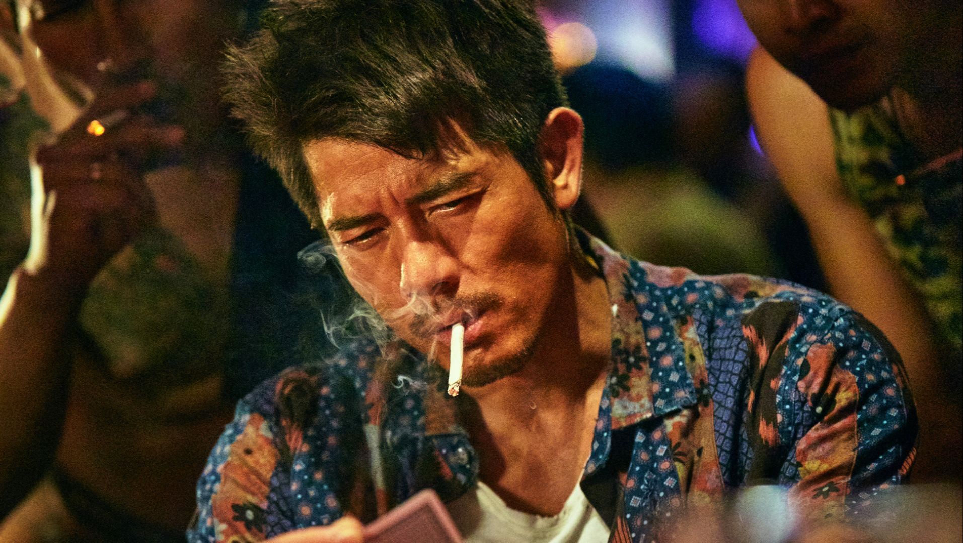 这才是最真实的赌场骗局,"郭富城"一夜输光亿万家产欠下巨债,看完你还