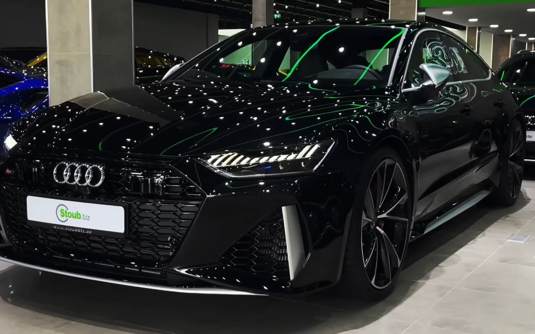 2023款奥迪rs7试驾体验 颜值在线的性能健将