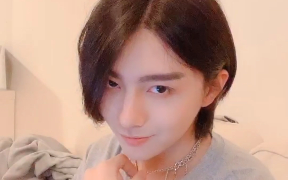 鹤川大人5242145抖音直播录屏