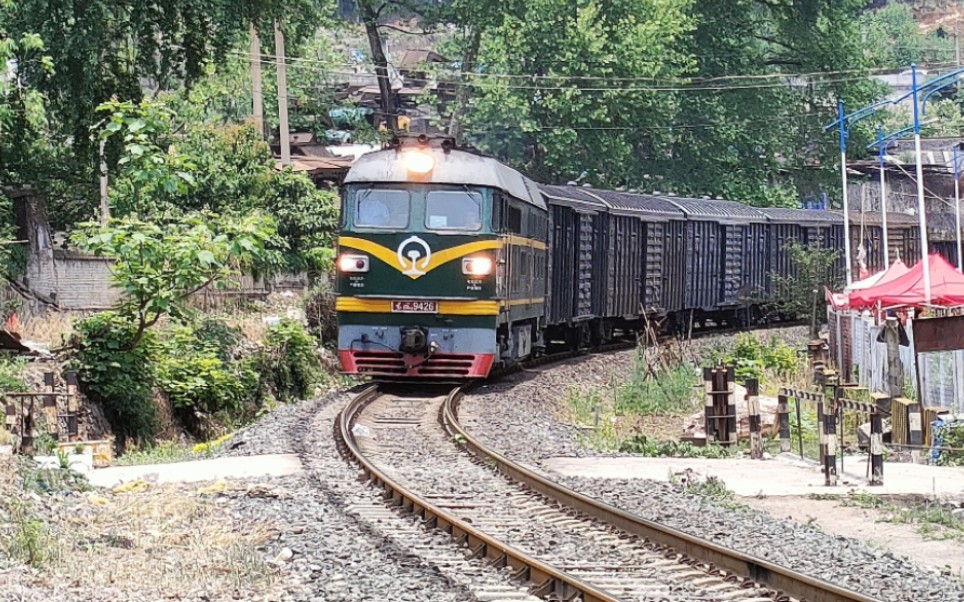 六盘水和广州的东风4b内燃机车一次看个够