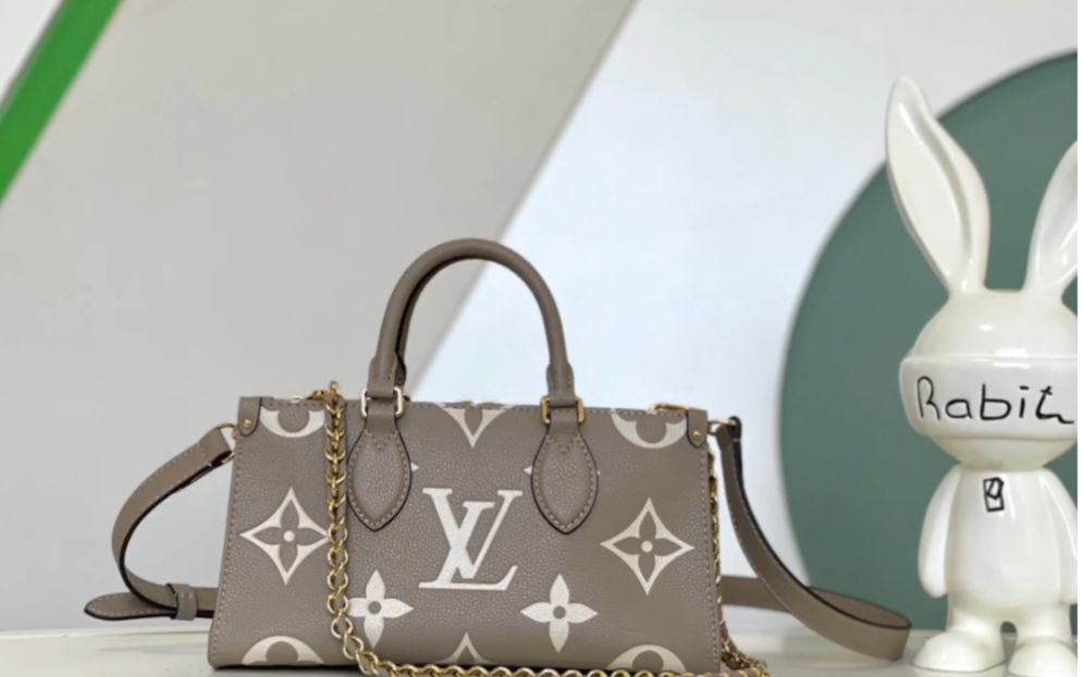 说一下高仿lv路易威登m23641灰色丝印/m23698白/m23640黑色本款