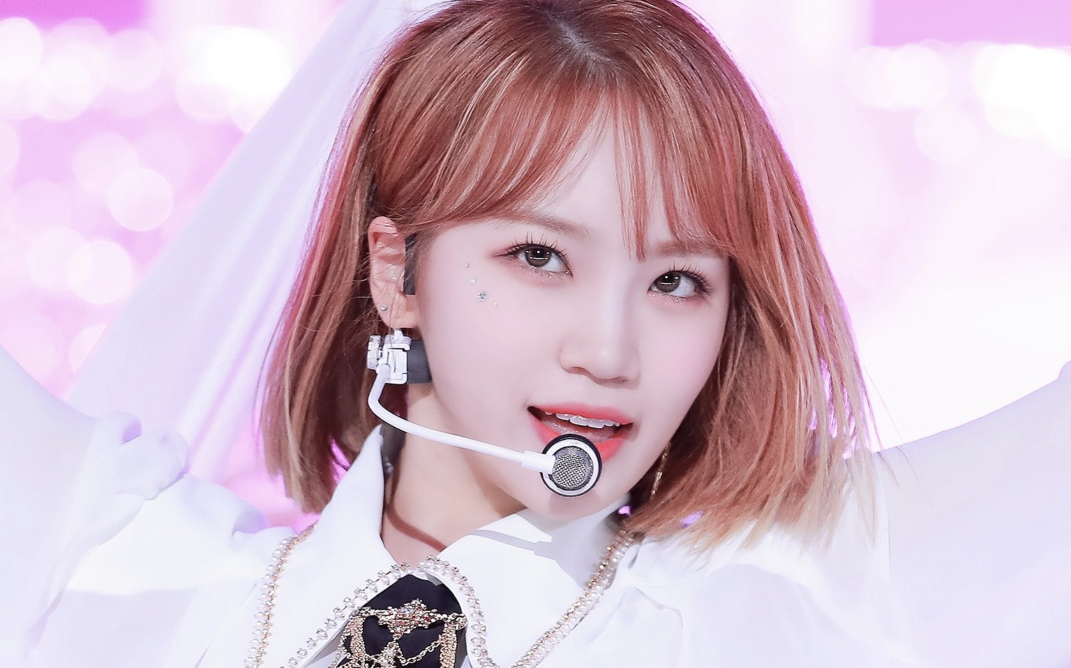 【izone/金采源】迷你三辑金采源官方直拍合集_哔哩哔哩_bilibili