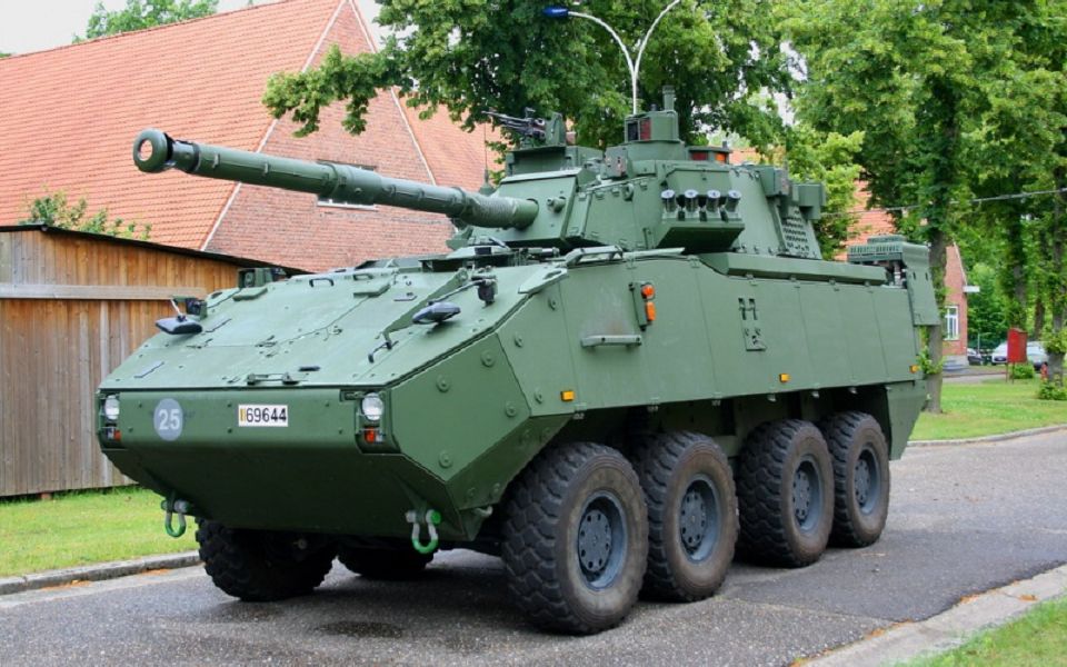 食人鱼装甲车df90炮型车长战位火控介绍_哔哩哔哩_bilibili