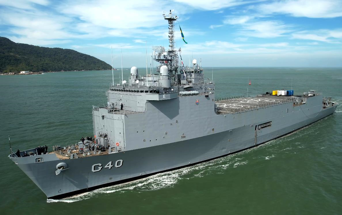 【巴西海军】闪电级船坞登陆舰"巴伊亚"号(g-40)抵达桑托斯港(2021/7)