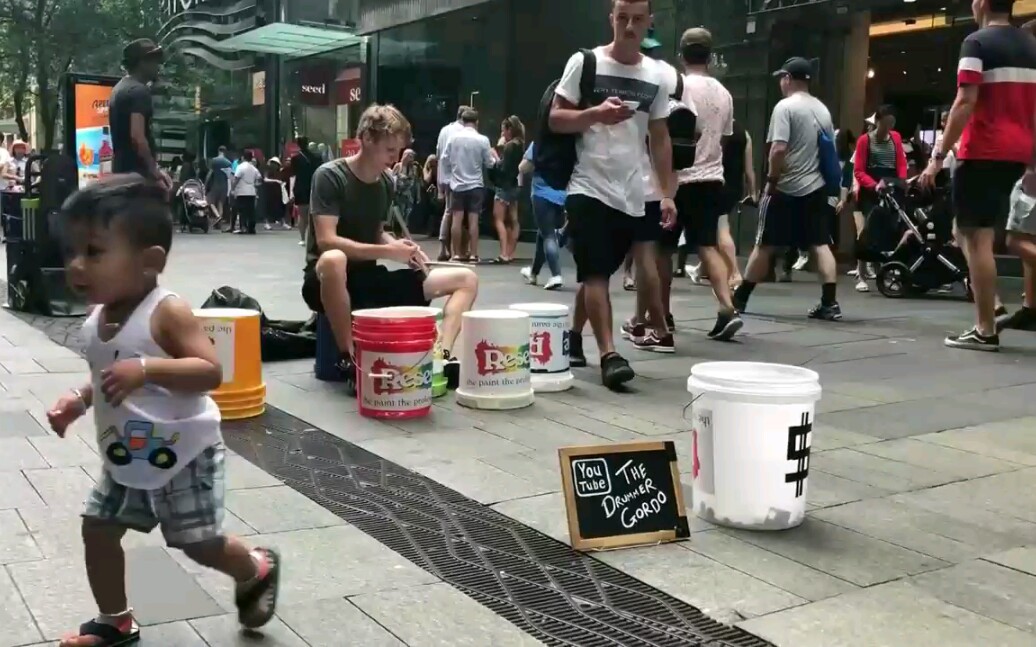 桶鼓手戈多The Last Bucket Drumming of 2018哔哩哔哩bilibili