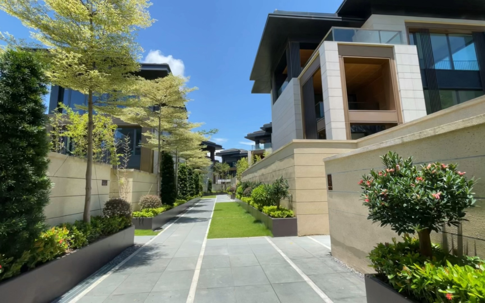 珠海378㎡的独栋别墅,送400多平的大花园,看完不想走了!