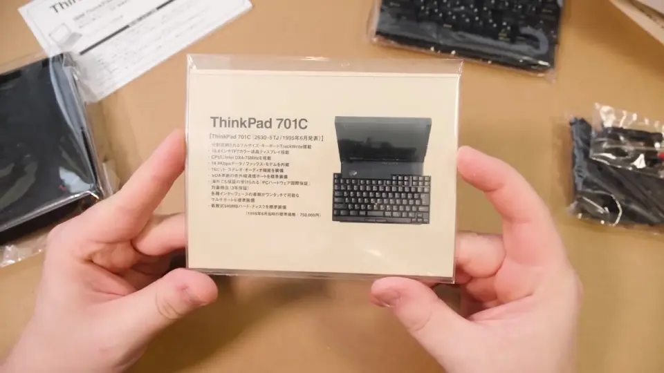 Building a Mini IBM ThinkPad 701C Model Kit 0624_哔哩哔哩_bilibili