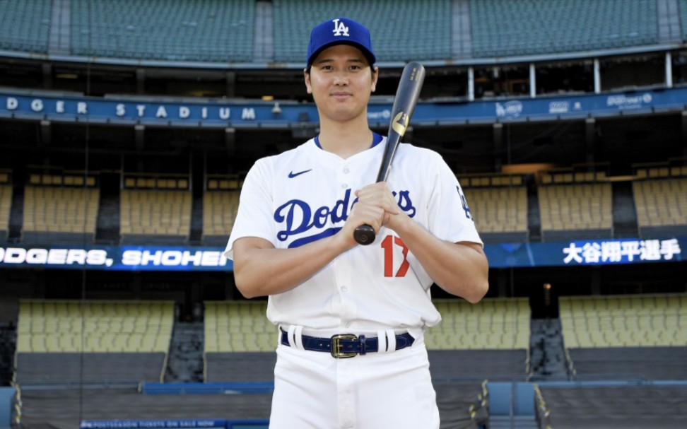 别人忙着参加颁奖礼!大谷翔平却在道奇球场开始恢复训练