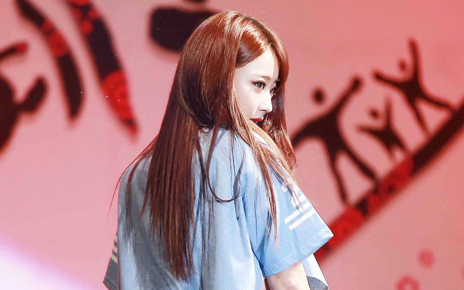 人间妲己朴景丽150829饭拍