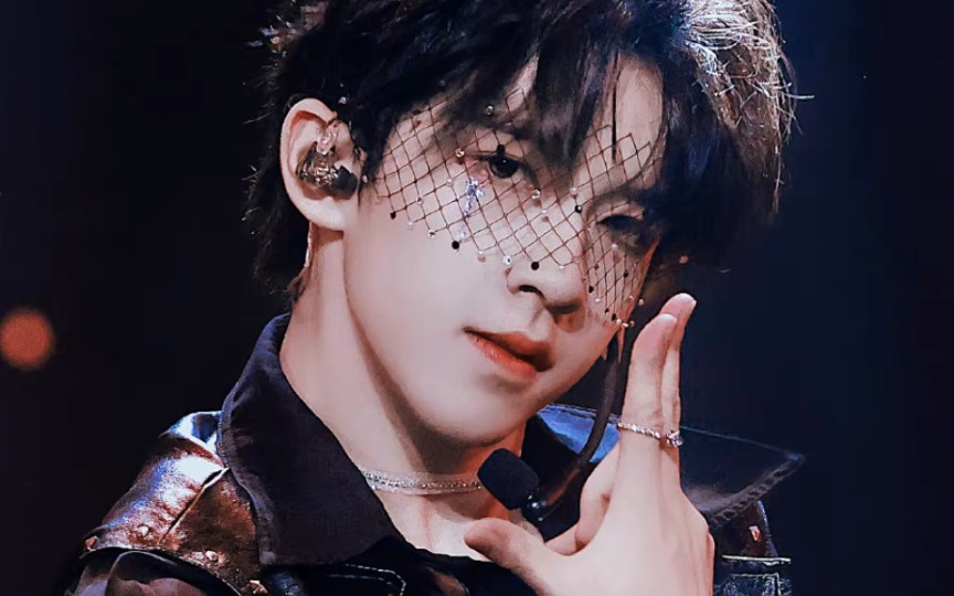 【贺峻霖】贺峻霖那些蛊惑人心的舞蹈瞬间!