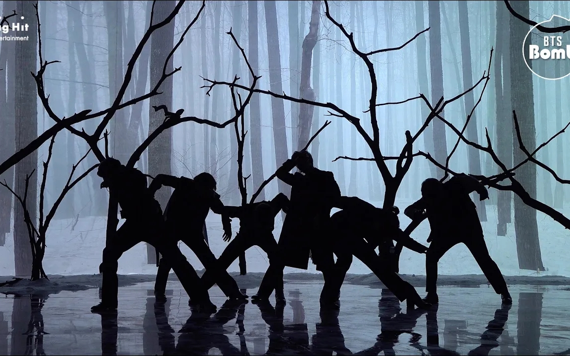 4k瓒呮竻 2020 sbs 姝岃埃澶ф垬 - bts black swan 鐩存媿鍚堥泦