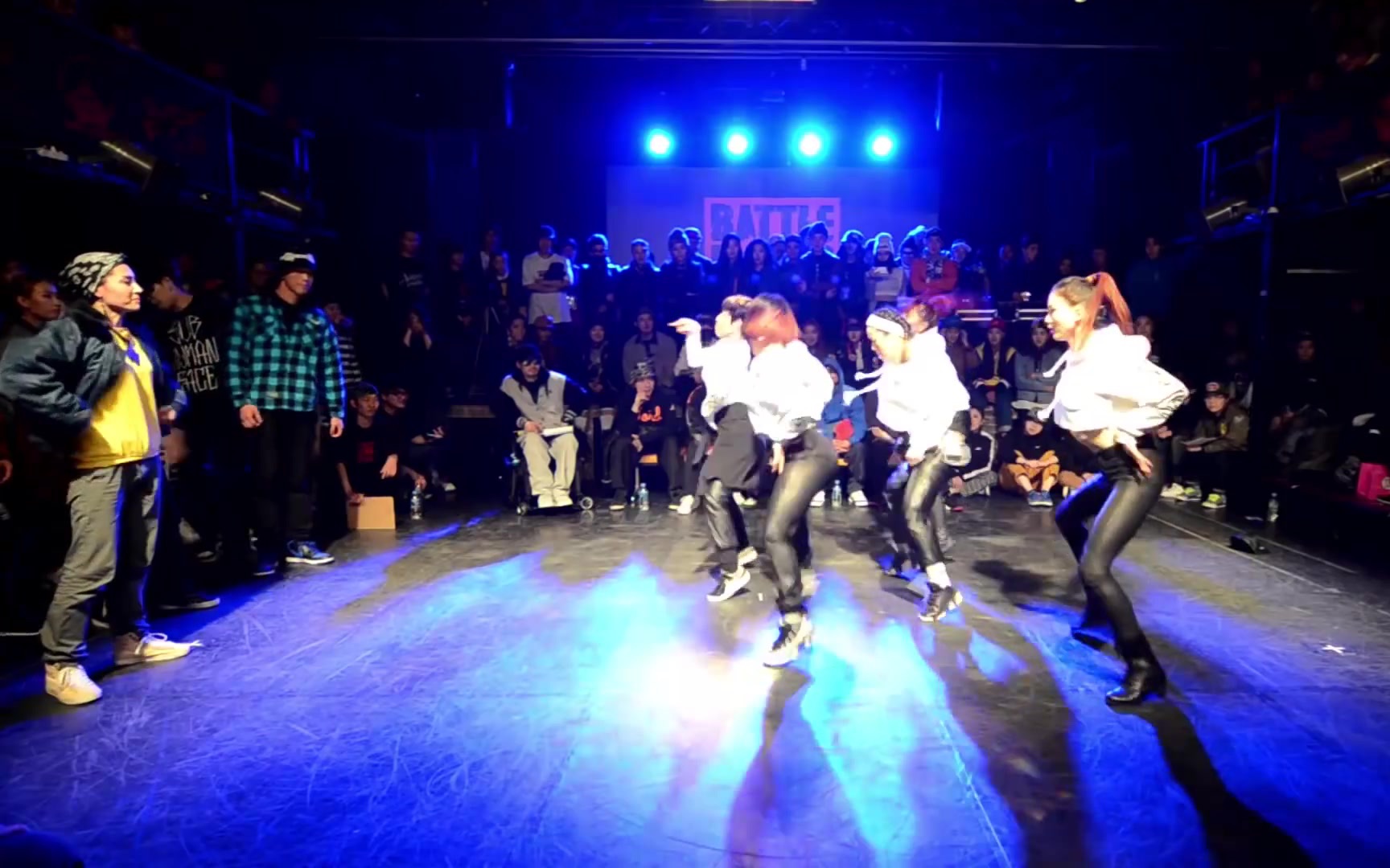 [图]【街头女战士Monika】15年的Crew battle，姐好拽我好爱 - Monster woo fam vs Soul sisterz