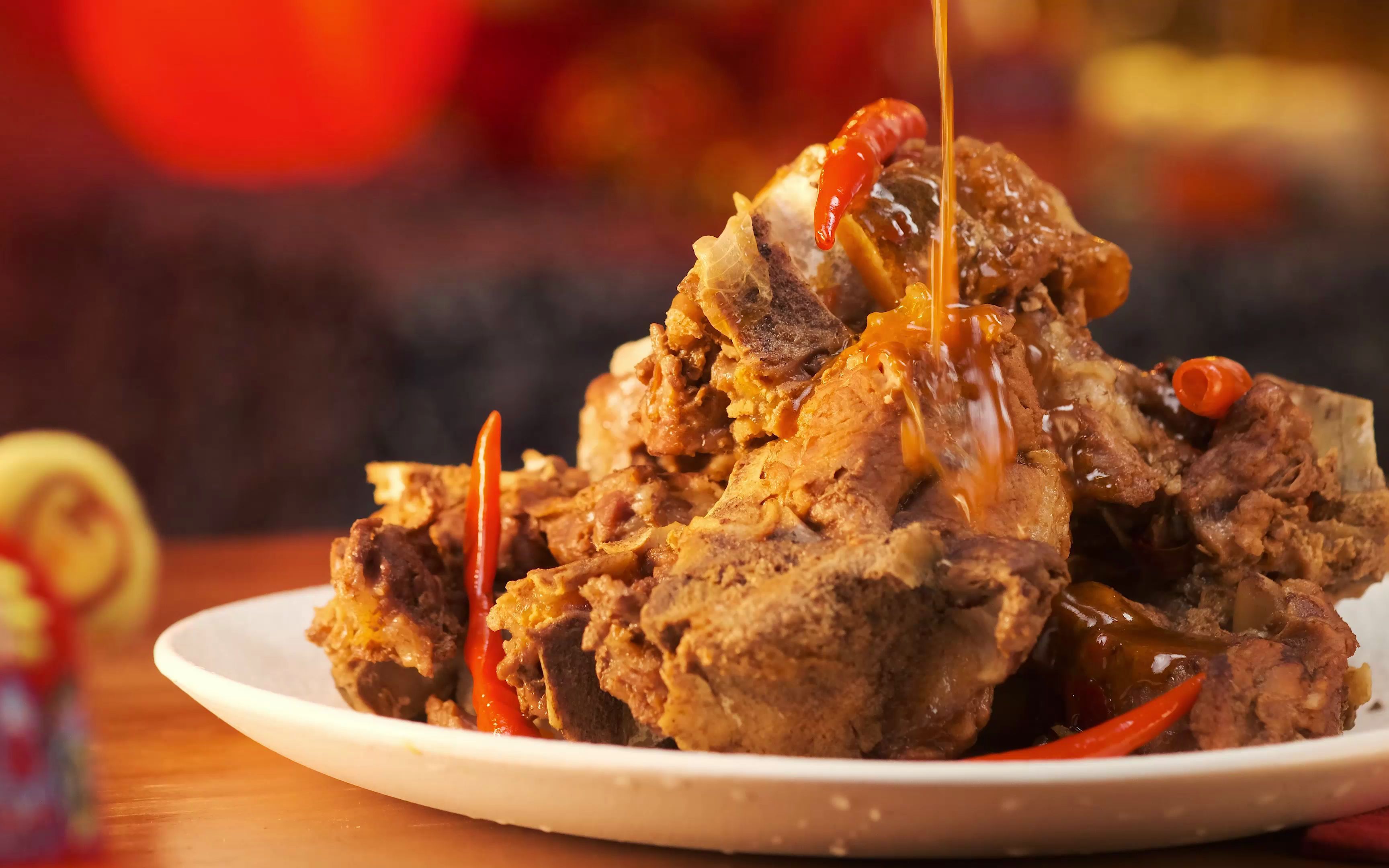 年夜饭必备硬菜,这样做的酱大骨,好吃到吮手指!