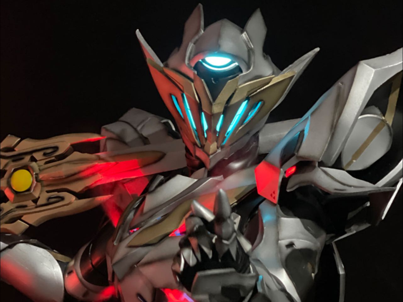 做一套可爆甲的萨姆是什么体验?