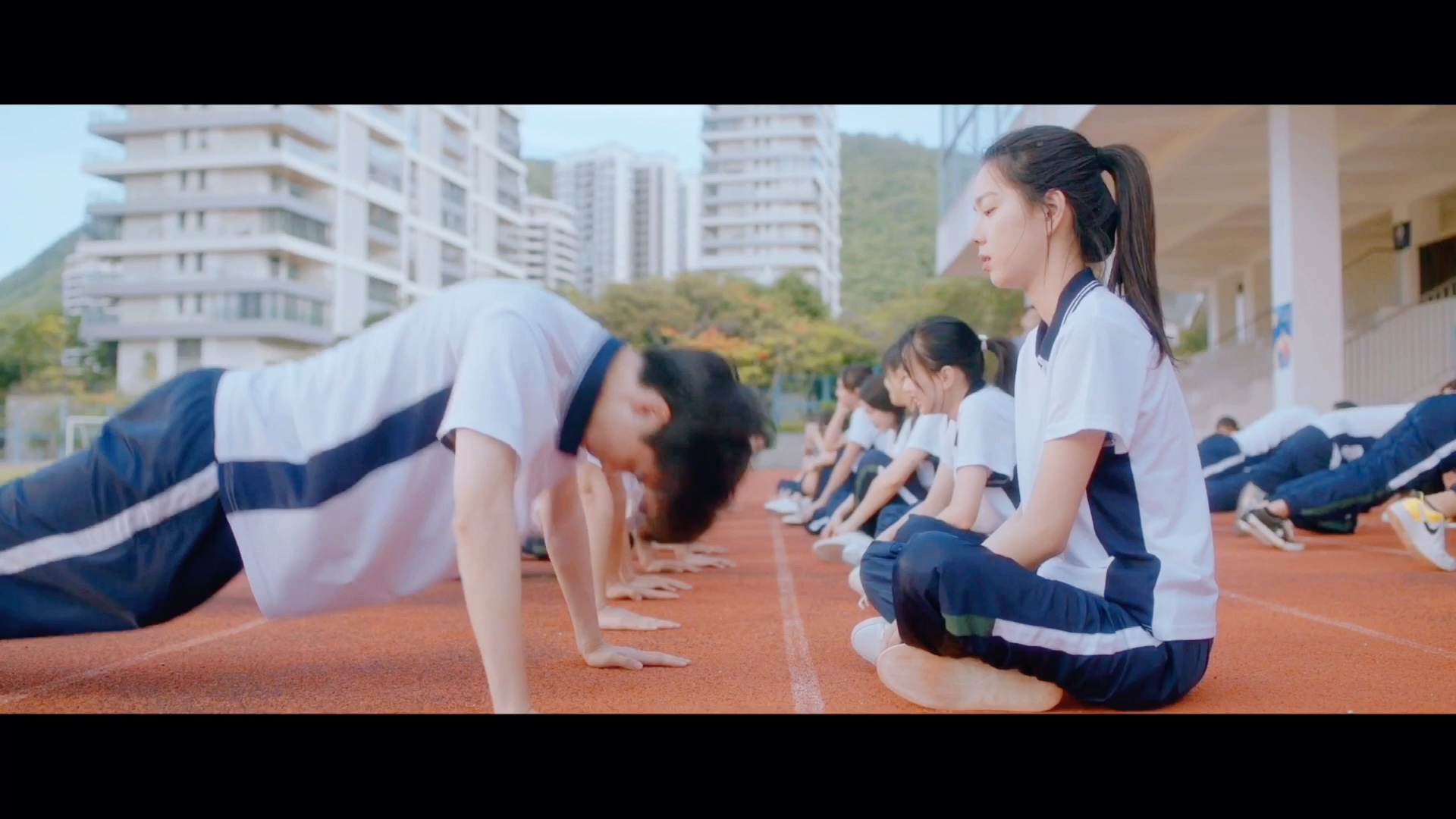 [图]磕疯了！！！你们高中生早恋前的暧昧期也太好磕了吧！！纯爱战神应声倒地！ 电视剧白日梦我/周翊然庄达菲