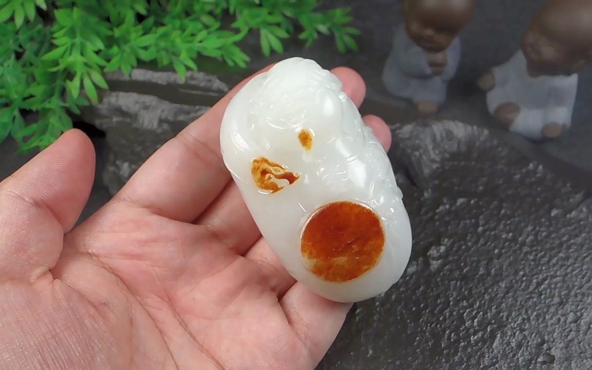 高白过灯油膏级羊脂白玉大师闫小波和田玉财神手把件189克