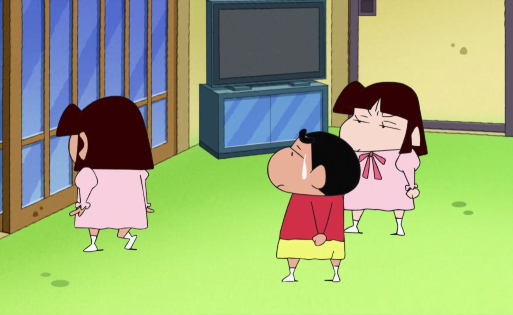 【蜡笔小新新番】時髦的老大&夢冴姊姊請客吃飯&小愛的緊急迫降