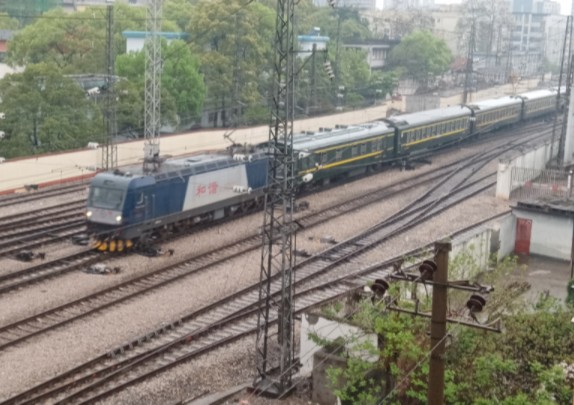 【沪昆线】末班k6596次怀化站发车,后会无期