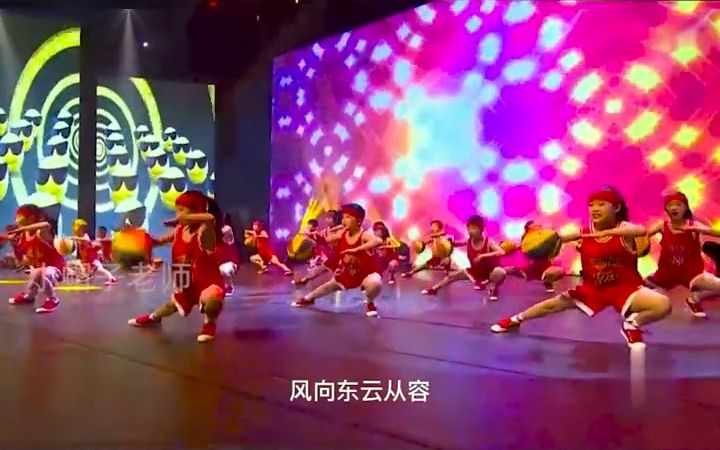 [图]《中国龙》篮球操表演，少儿梦想主题篮球操表演赛，炫酷动感节奏篮球操音乐，队形变换干脆利落。篮球操背景视频音乐节奏感强 幼儿园篮球操 篮球操表演 元旦舞蹈 少儿节