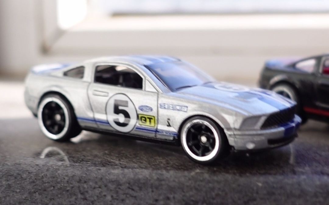 【小车小视频】野马gt500!风火轮速度机器!