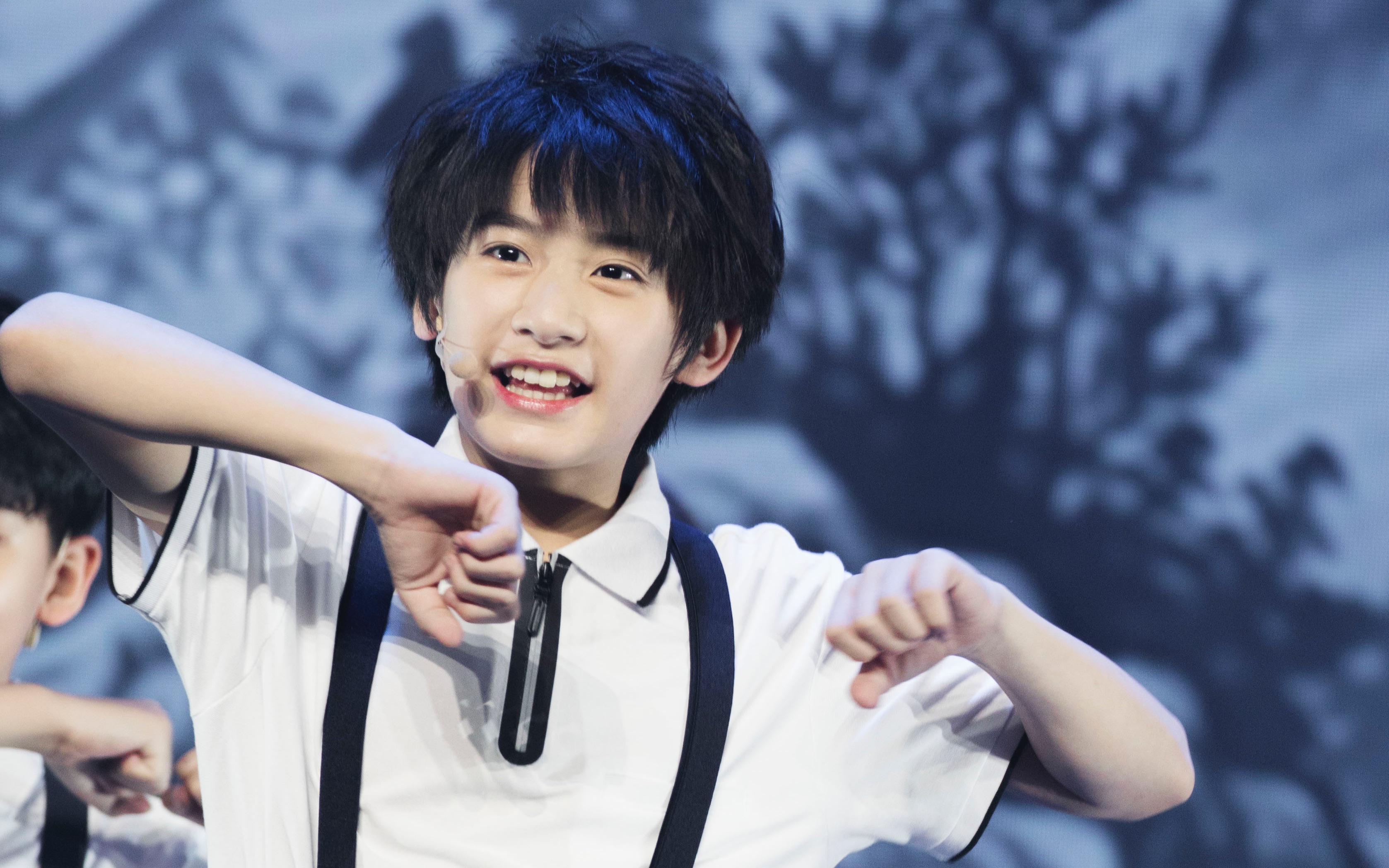 【易安中学】【易安夏日祭】【闫钶】【yes!