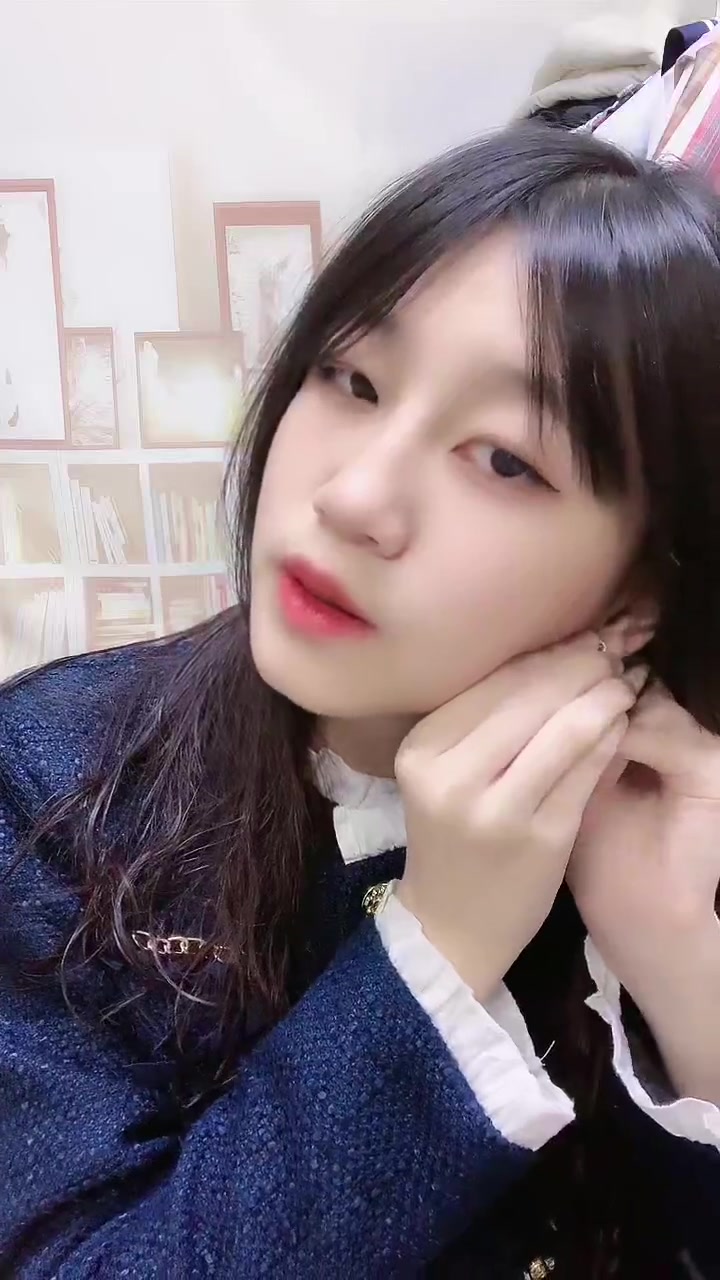 甜欣美少女_230313_214028