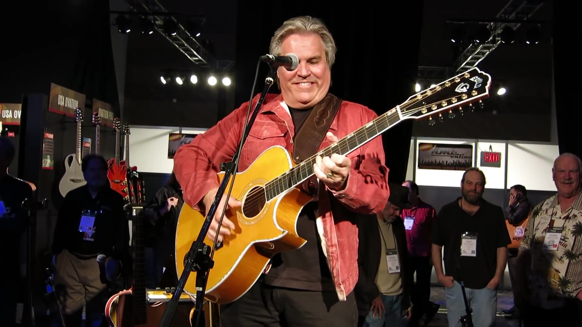 来听听这个版本的古典煤气!doyle dykes - classical gas