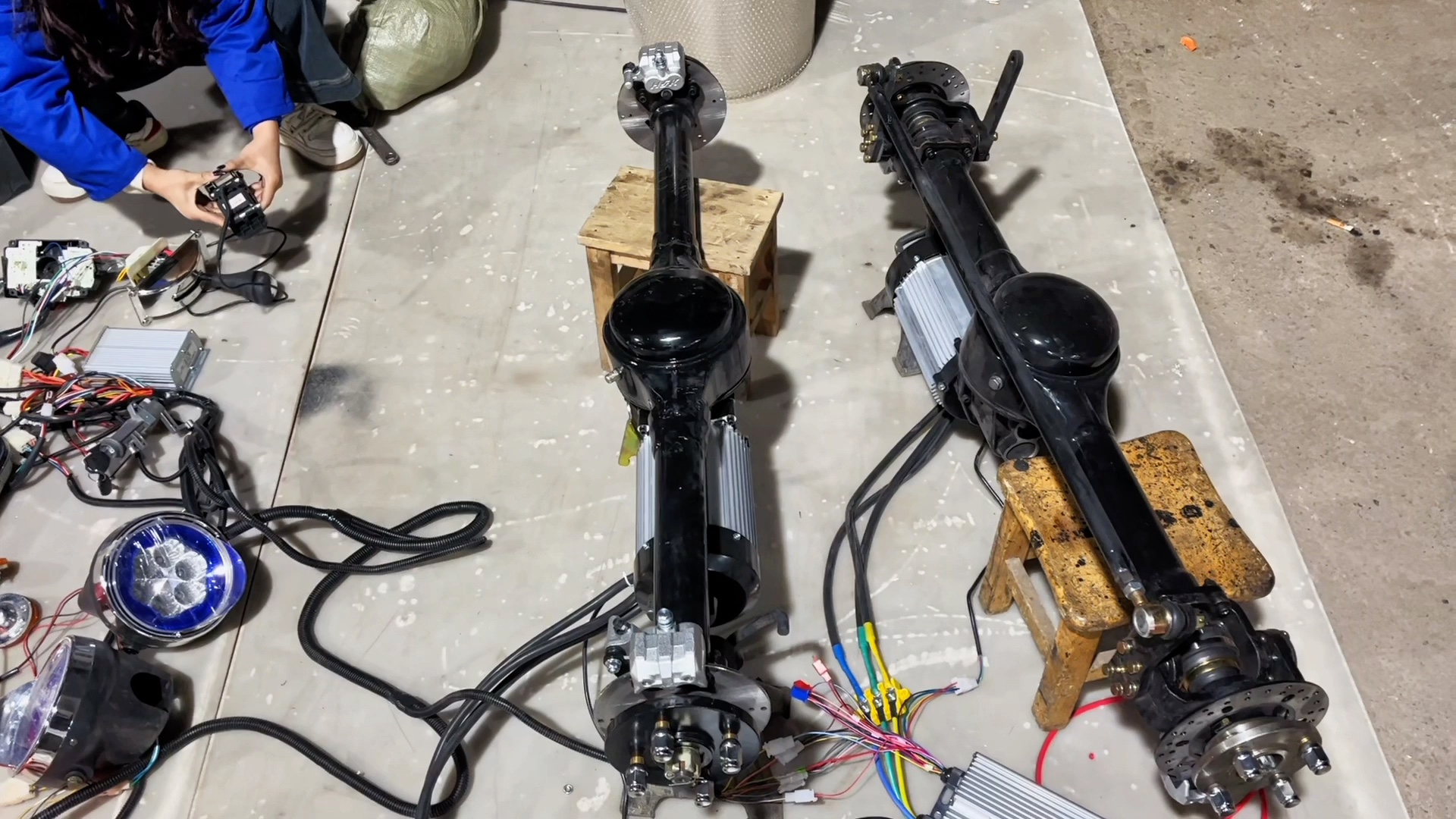 四轮转向四驱车桥,四驱越野车改装前后桥 #四驱越野电动车桥#碟刹式