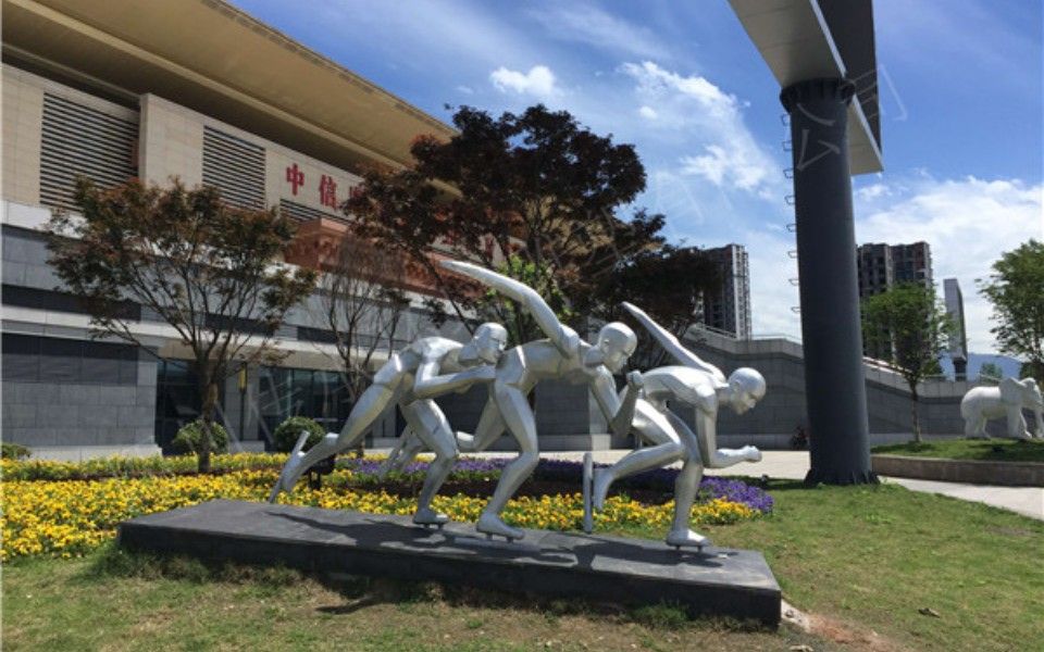 不锈钢滑雪雕塑,滑雪雕塑