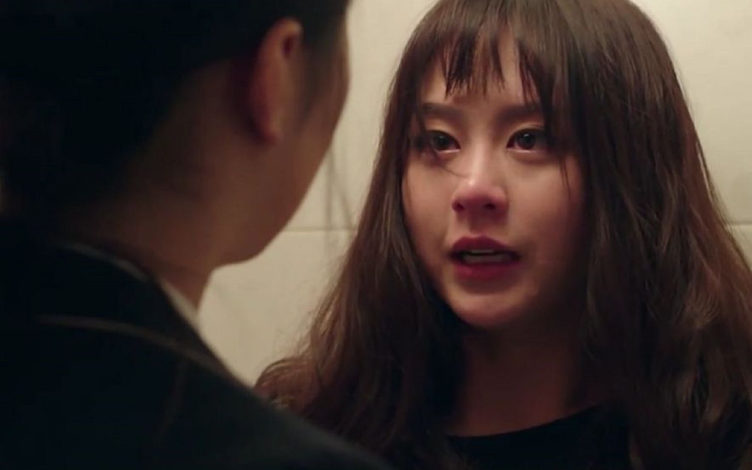 一部堪称比《熔炉》还无助的电影,韩国校园霸凌电影《蚯蚓》