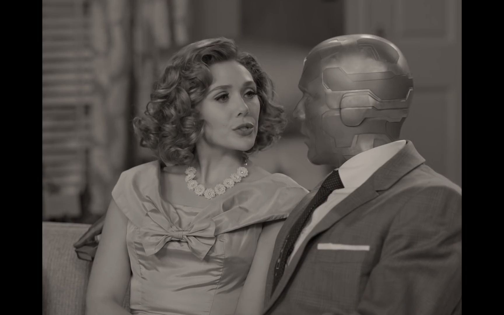 旺达幻视新预告公开没有婚戒那就自己变一个